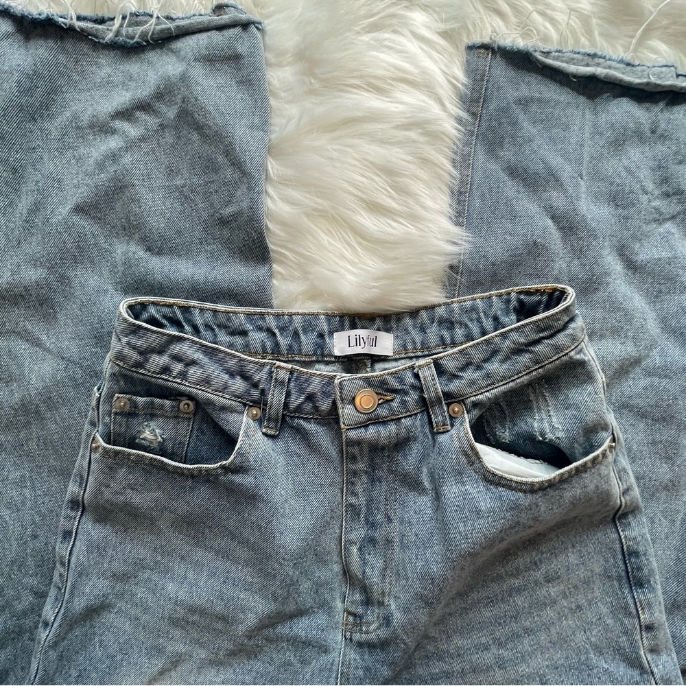Light Wash Jeans